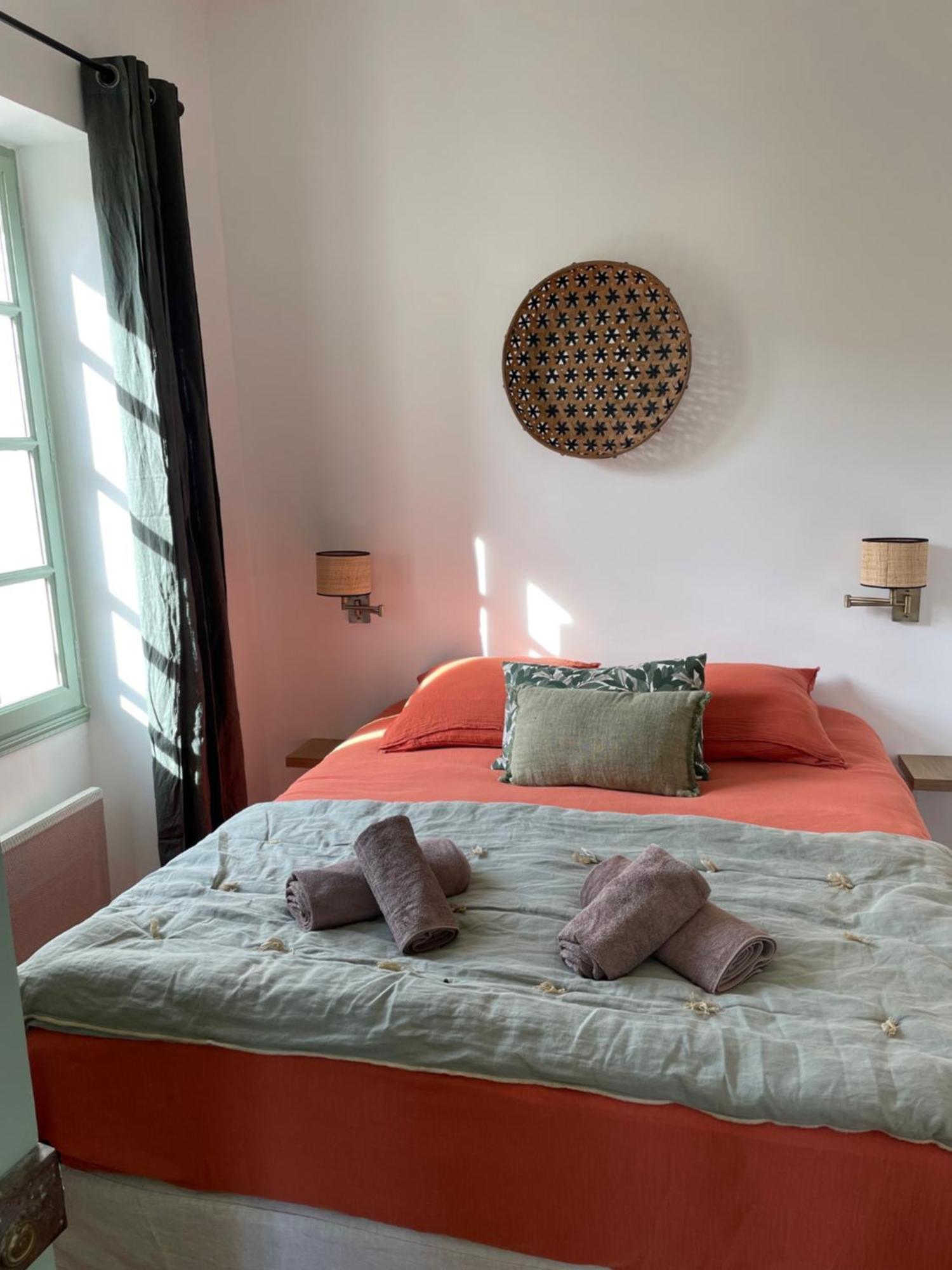 Apartamento L'écrin de Mona au coeur de Lourmarin Exterior foto